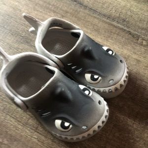 Bundle of toddler boys shoes size 5